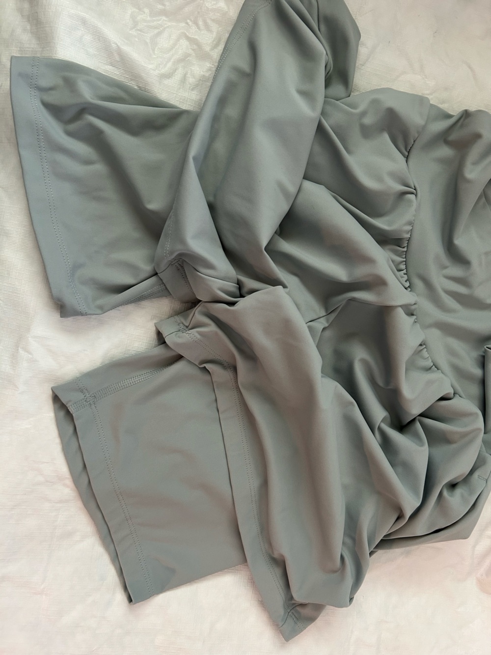 Halara light gray shorts - Picture 3 of 6